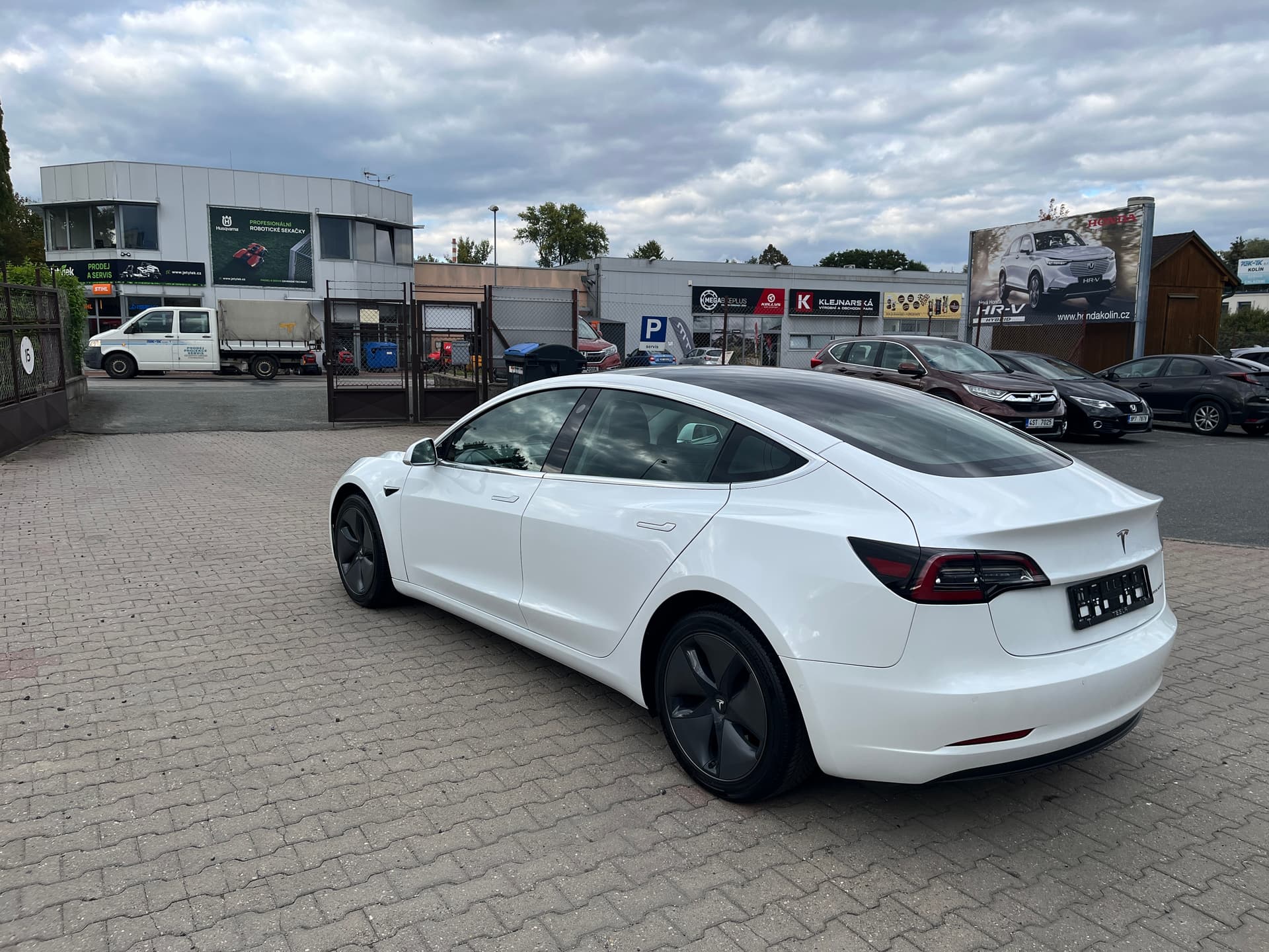 Tesla Model 3, Long Range 4x4 DPH (SoH 88%) - Náhled 7