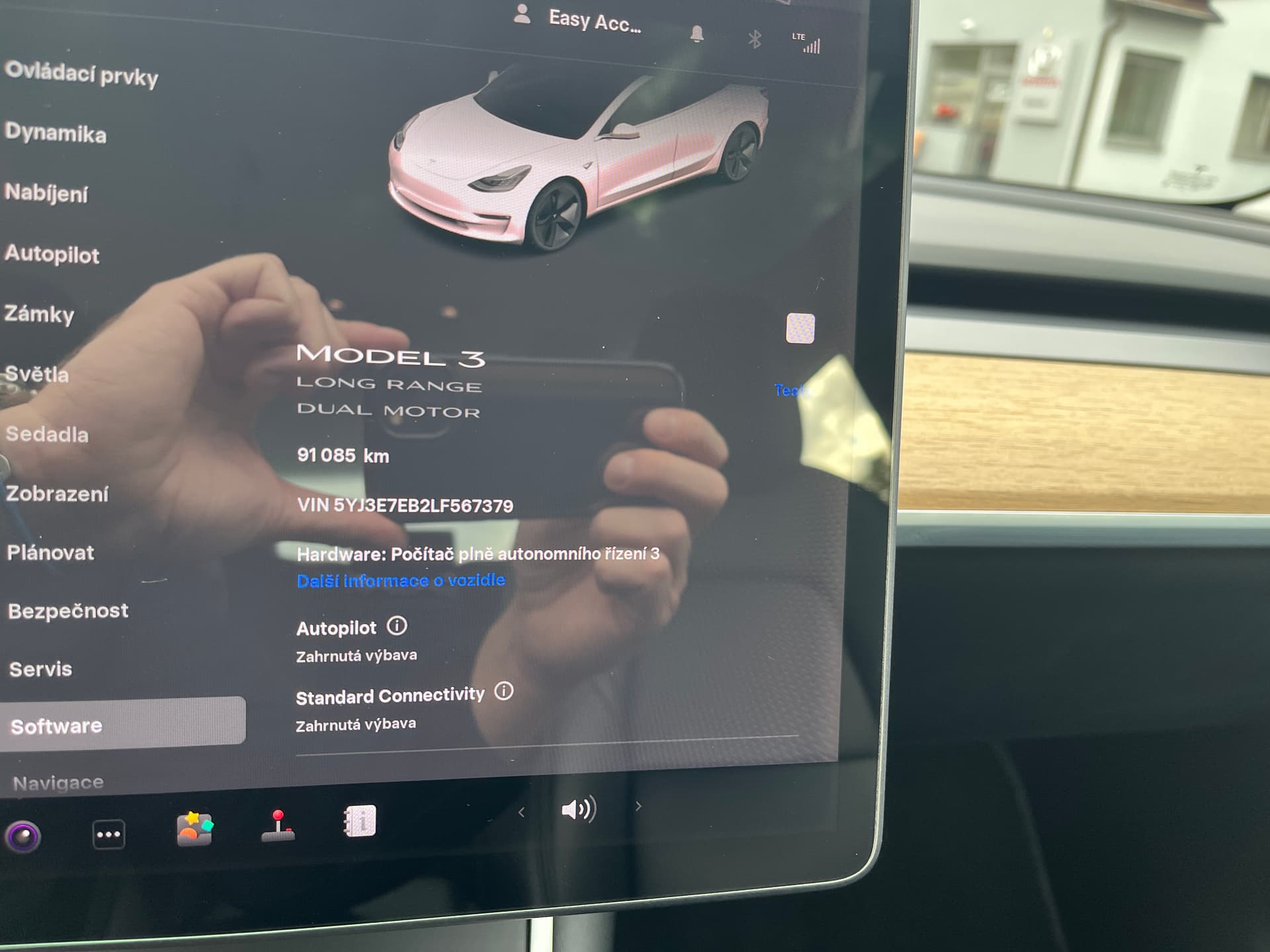 Tesla Model 3, Long Range 4x4 DPH (SoH 88%) - Náhled 12