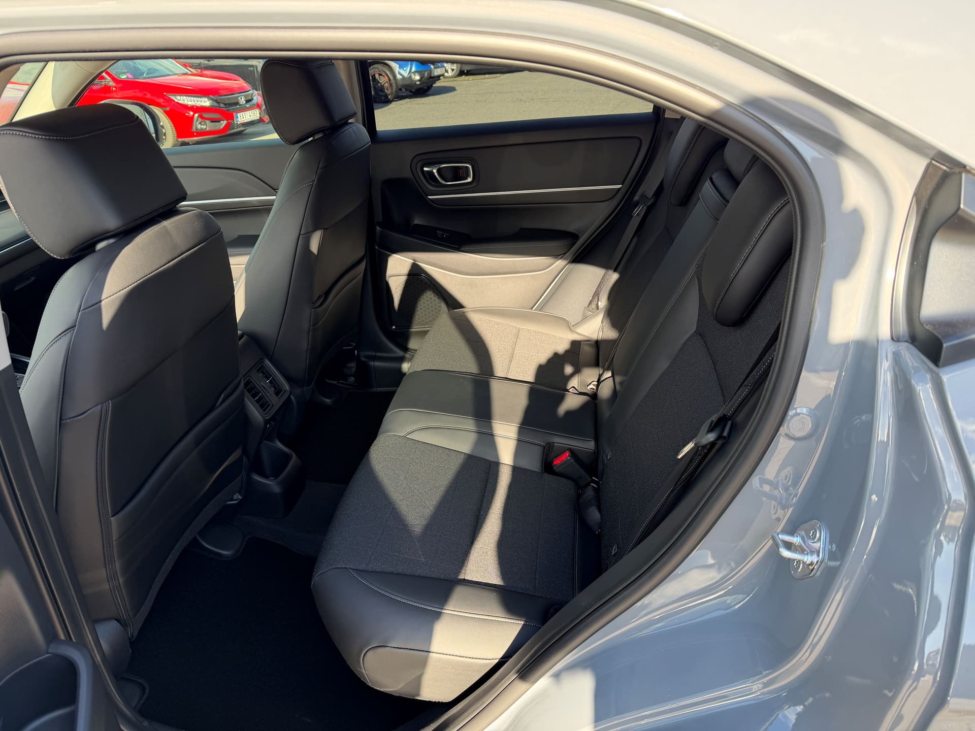 Honda HR-V 1,5 Advance   - Thumbnail 7