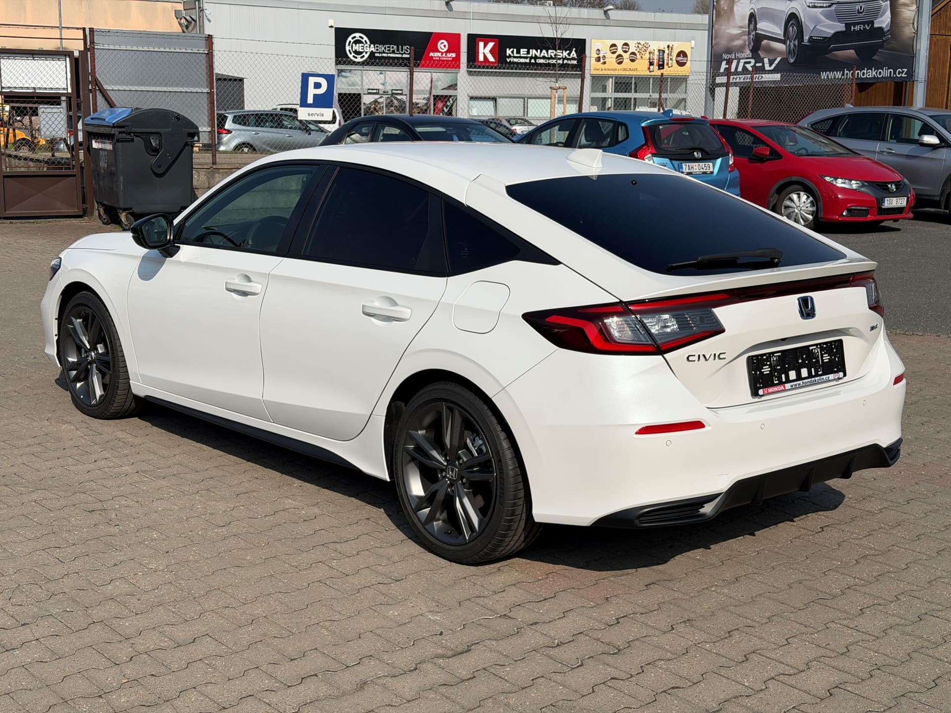 Honda Civic 2,0 Sport e:HEV - Náhled 6
