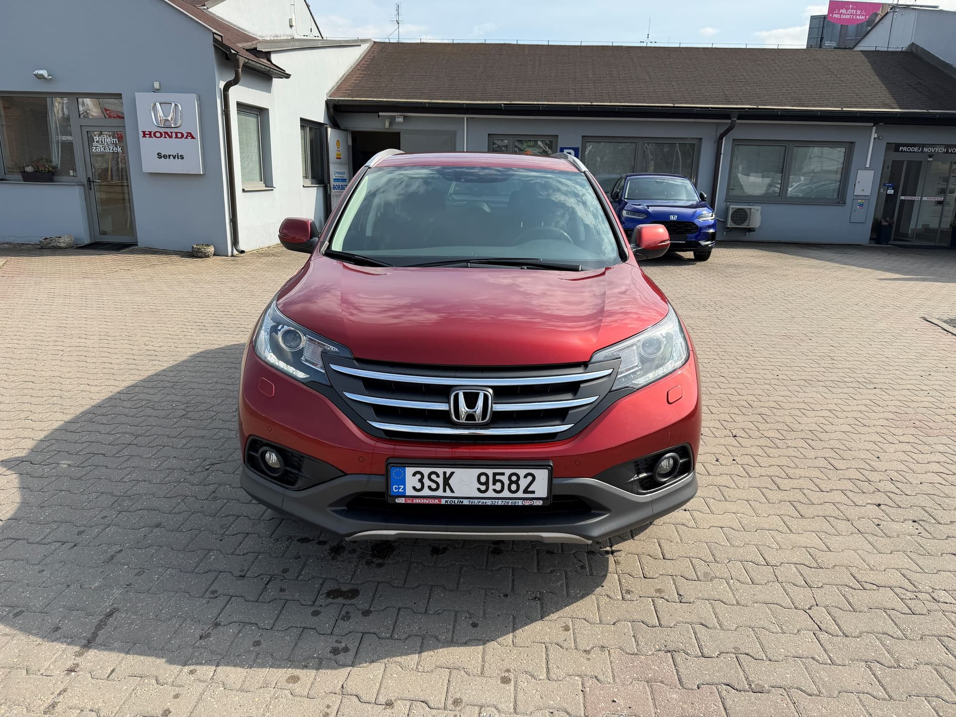 Honda CR-V 2,0 Lifestyle 6MT 4x4 - Fotografie 2