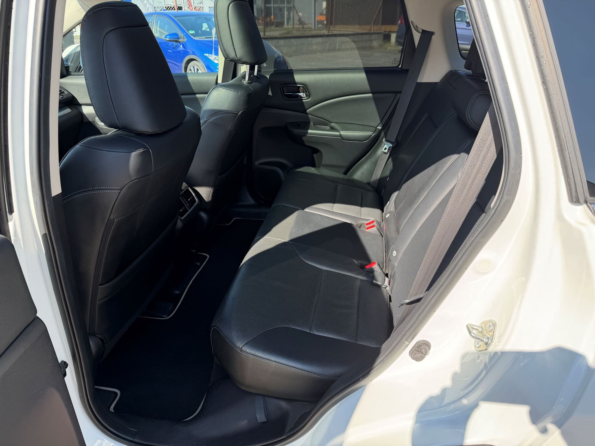 Honda CR-V 1,6 Executive 4x4  - Náhled 11