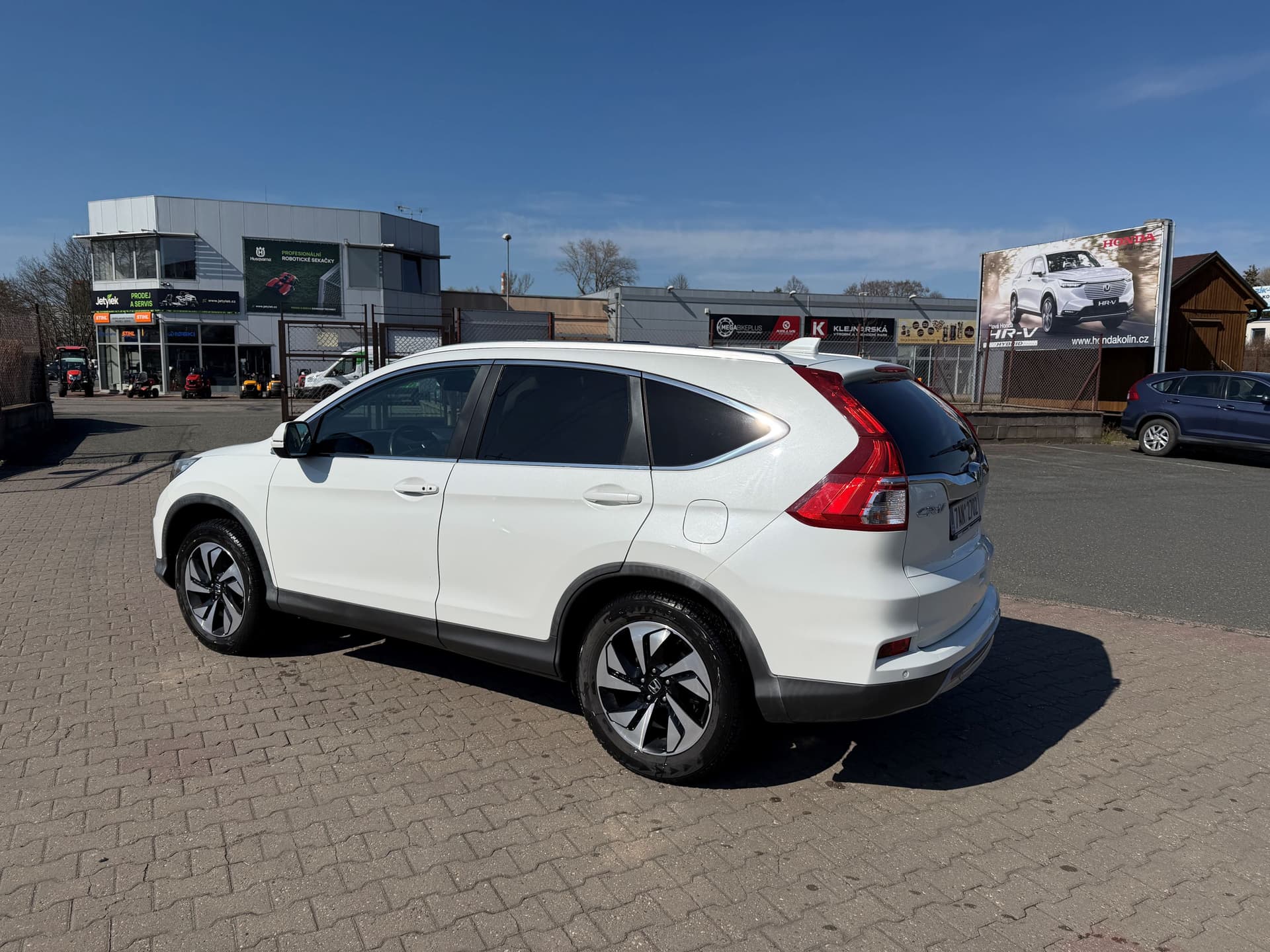 Honda CR-V 1,6 Executive 4x4  - Náhled 3