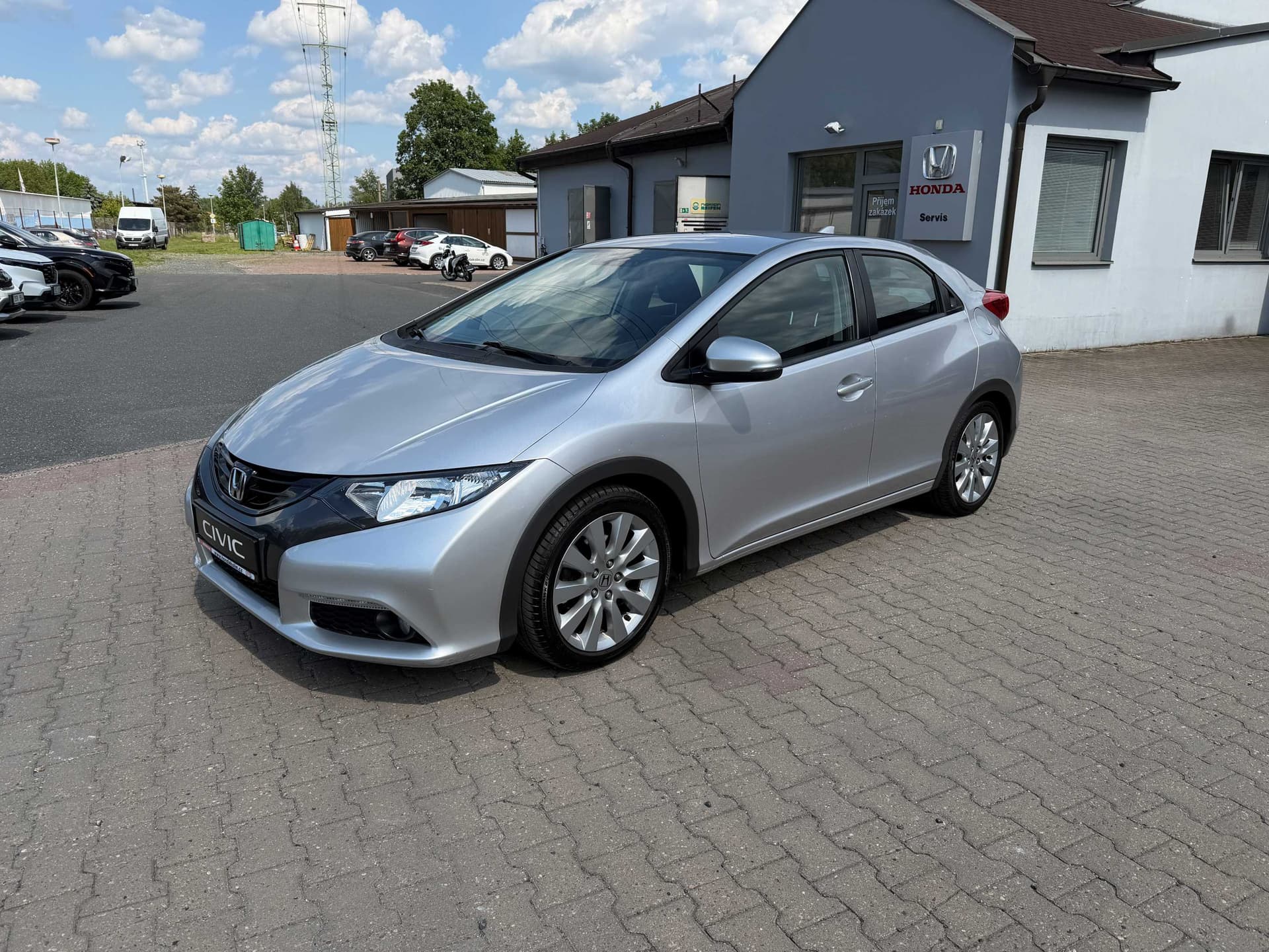 Honda Civic 5D 1,8 Sport 6MT - 1