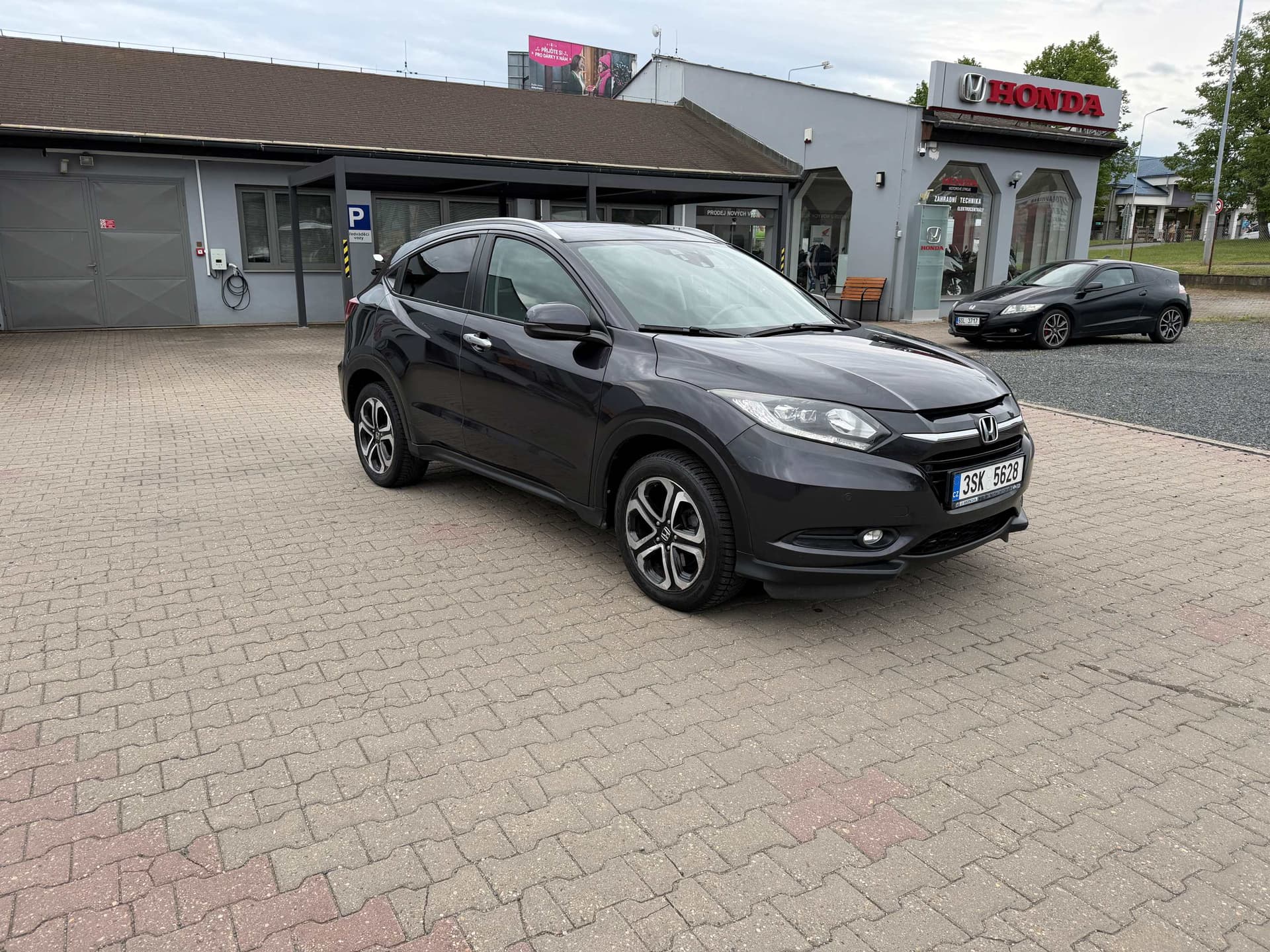 Honda HR-V 1,5 Executive 6MT - 1