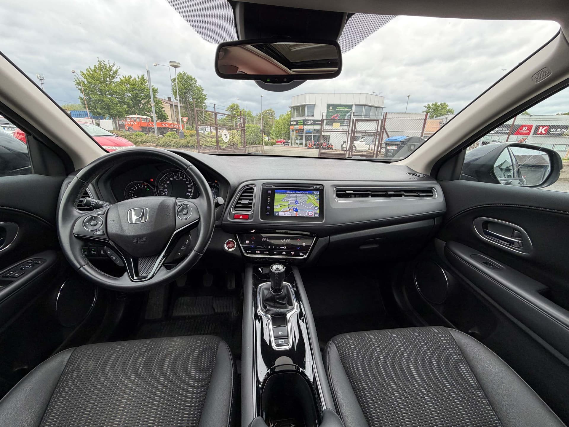 Honda HR-V 1,5 Executive 6MT - 10