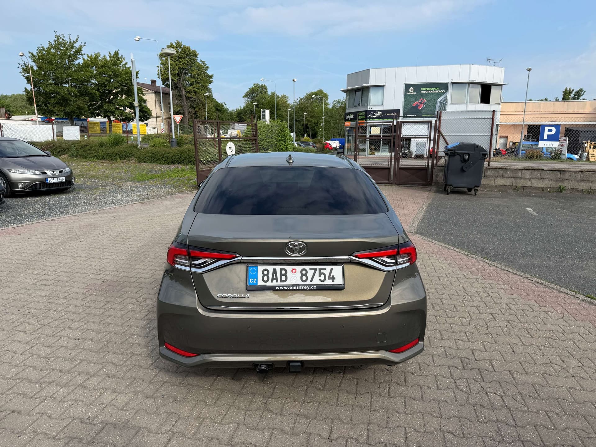 Toyota Corolla 1,6 VVTi Style + Chrom paket 97kW - Náhled 4