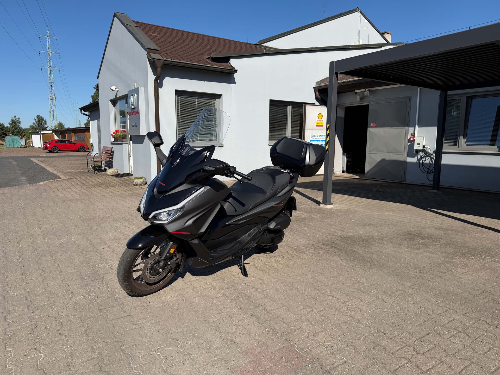 Honda Forza 125 Special edition - Photo 1