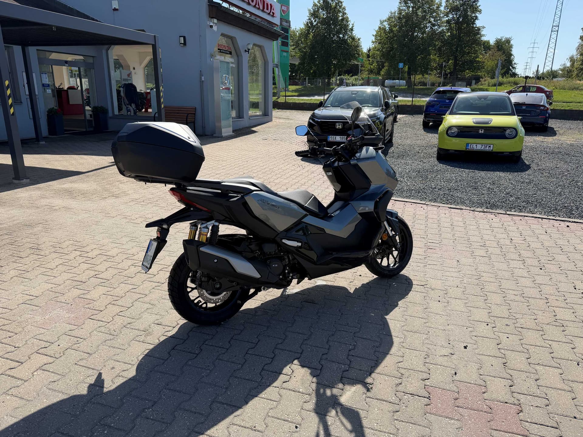 Honda ADV 350 - Náhled 3