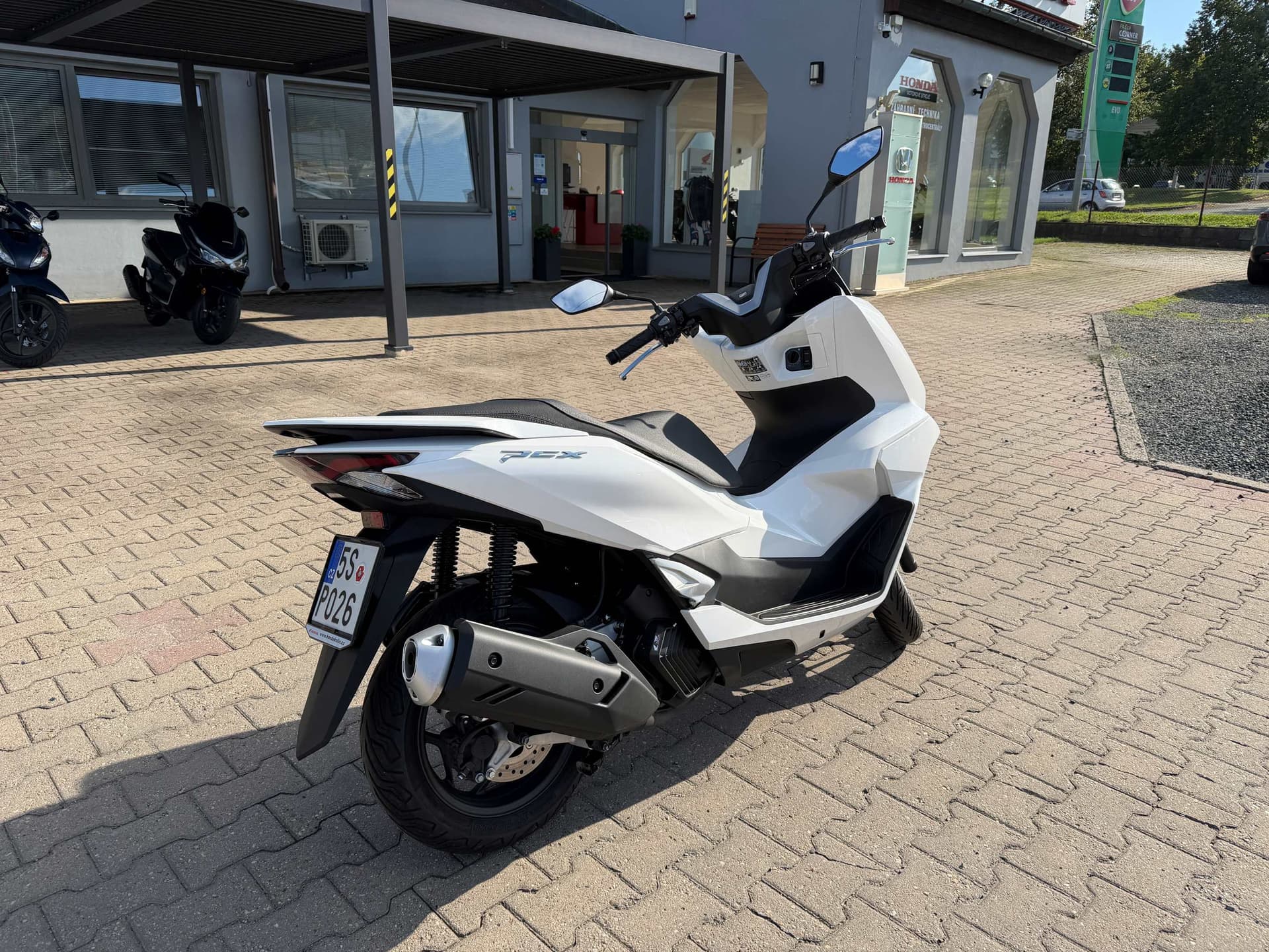Honda PCX 125 - Фото 2