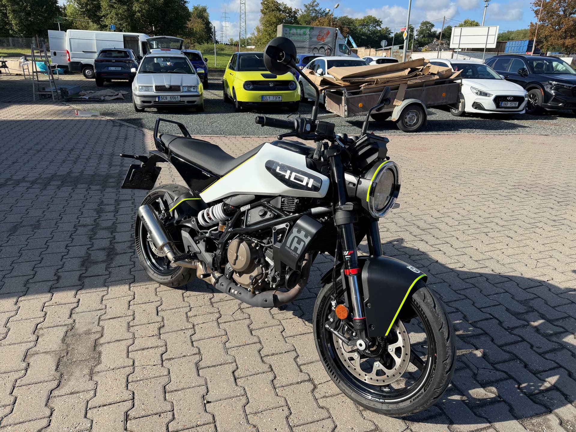 Husqvarna Vitpilen 401 - Thumbnail 4